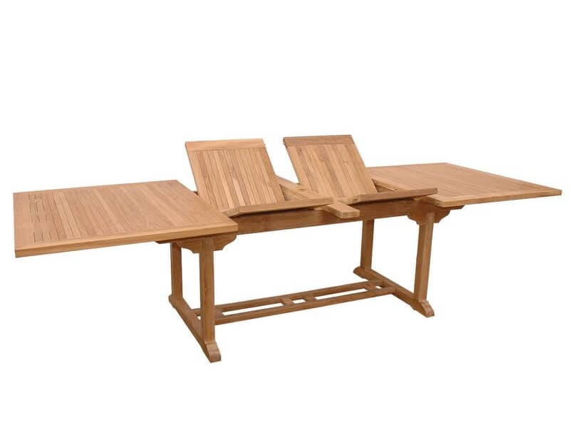 Why Is Teak Furniture the Best Option for Outdoor Spaces?