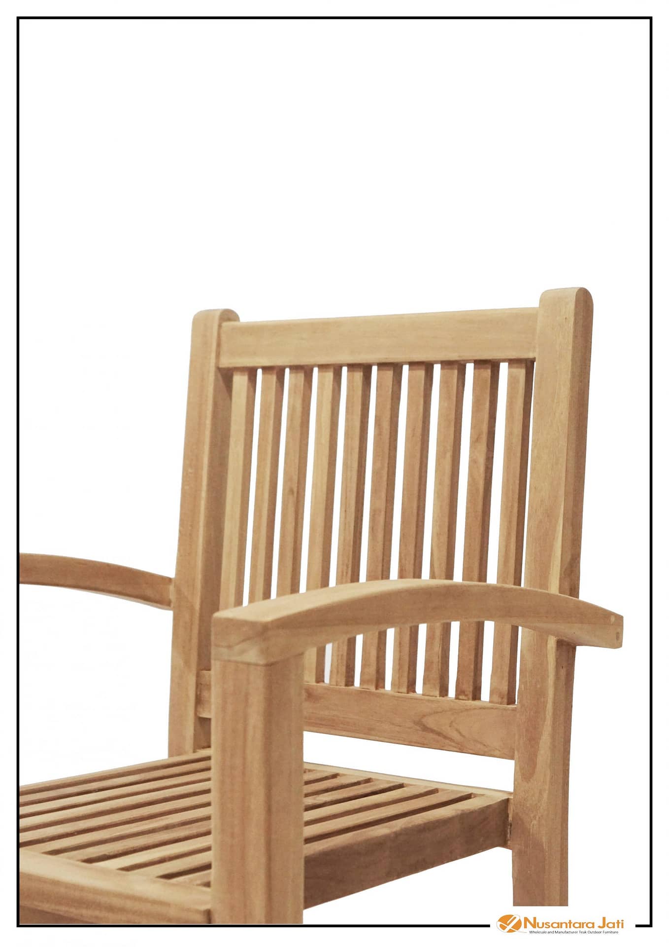 Nara Arm’s Folding Chair